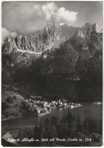 Lago alleghe belluno - di,