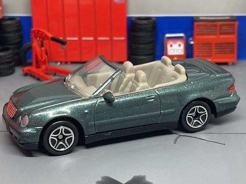 Modellino diorama mercedes clk - mercedes,