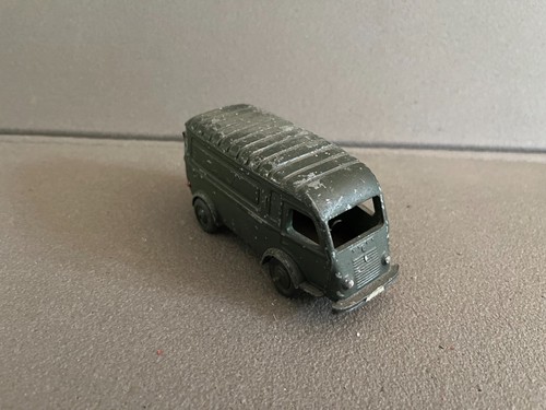 Vecchio camion miniatura - in,
