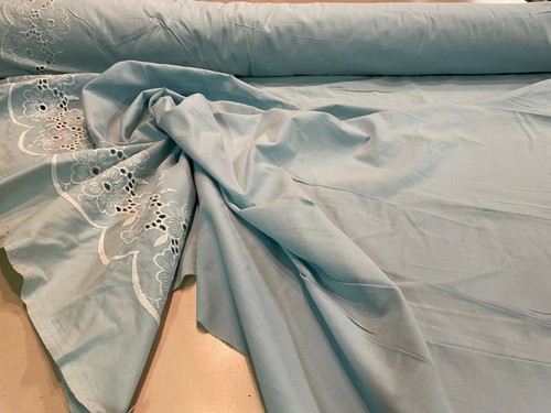 Tessuto cotone ricamato - cotone,