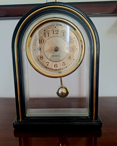 Due orologi scrivania - due,