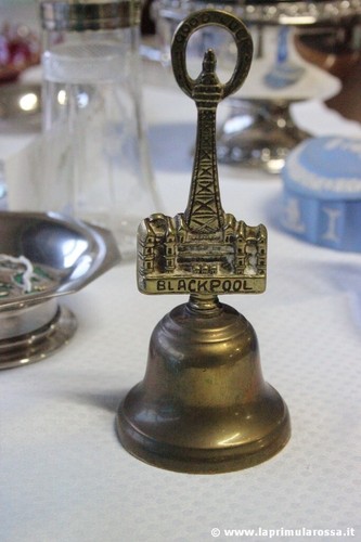 Campana epoca ottone di - in,