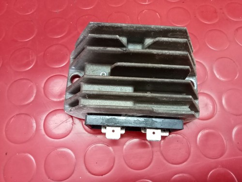Regolatore tensione piaggio - regolatore,