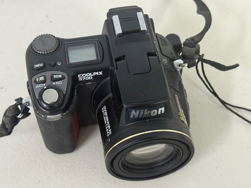 Nikon coolpix 8700 megapixel - nikon,