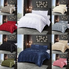 Set copripiumino jacquard 3