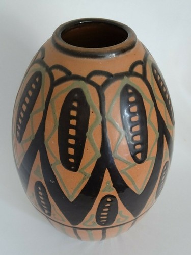 Ancien vase forme - ogive, art