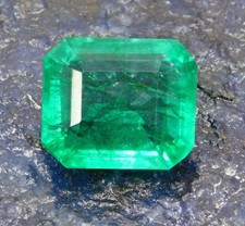 Smeraldo Verde Colombiano Naturale Certificato 14,05 Ct Taglio Smeraldo Pietra Preziosa Sciolta