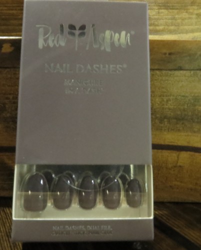 Red aspen nail dashes - nail,
