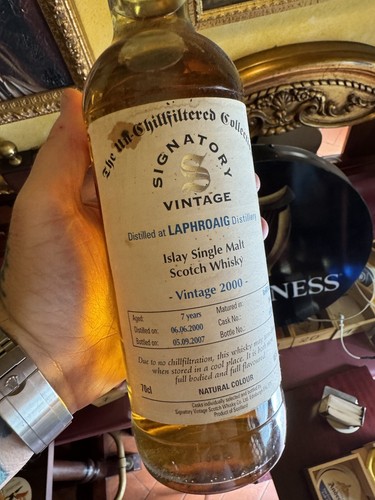 Laphroaig signatory vintage - signatory,