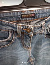 Pantaloni Napapijri, Nuovi