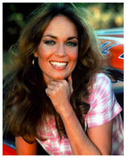 CATHERINE BACH - DAISY DUKE -