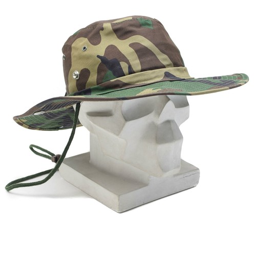 Cappello stile cespuglio