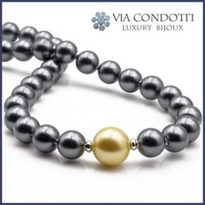 Collana in perle di imitazione