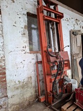 Muletto posteriore per trattore con pompa PTO autonoma – USATO POCHISSIMO