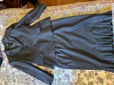 completo con giacca e gonna