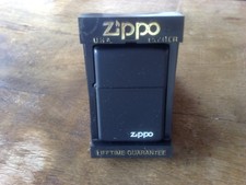 Zippo lighter REG BLACK MINT CONDITION Vintage