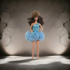 Barbie STYLE MAGIC WHITNEY