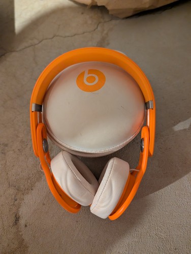 Beats dre mixr - by, dr.