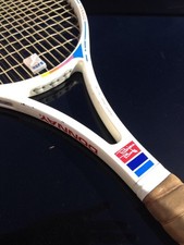 Racchetta da tennis firmata