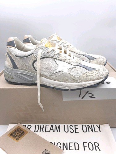 Golden goose running - golden,