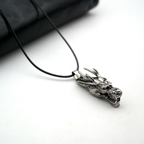 Collana con pendente - , ciondolo