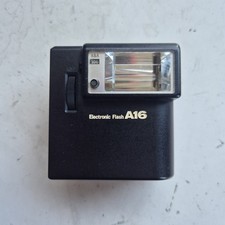 Flash elettronico Olympus A16