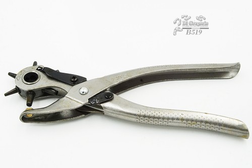 Pinza per forare revolver