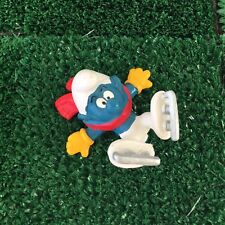 Puffi pattinatore su ghiaccio