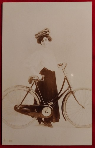 Cartolina bici ciclismo - ciclismo, donna
