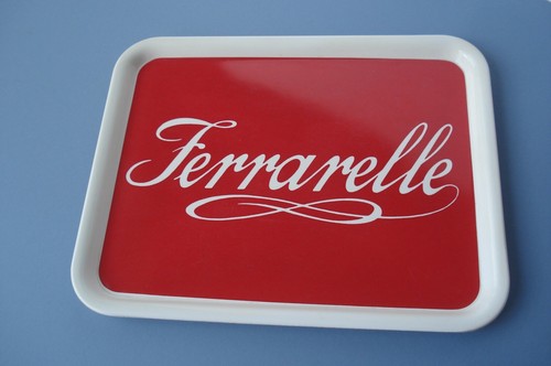 Acqua ferrarelle vassoio - ferrarelle,