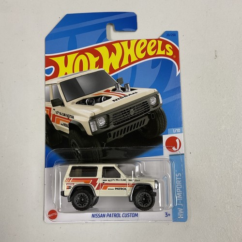 Hot wheels 2022 - hot, 1:64