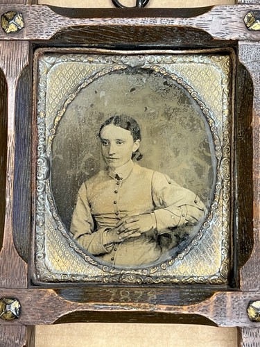 Victorian ambrotype young - ambrotype,