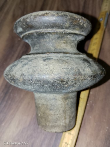 Fregi pomelli puntali