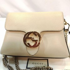 GUCCI Borsa a tracolla con catena ad incastro in pelle G bianca borsa...