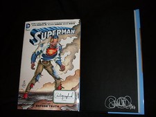 Gene Luen Yang firmato