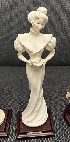 Capodimonte statua armani - capodimonte, g.armani