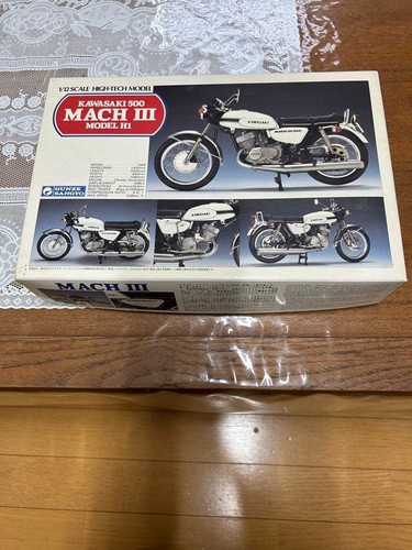 Modelli plastica 12 - in,