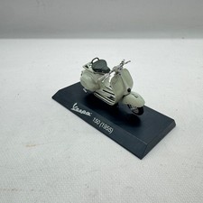 MODELLINO SCOOTER VESPA 150 1955 - MAISTO - SCALA 1:18