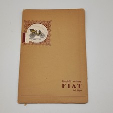 Poster con i modelli Fiat dal 1899 al 1965 in busta originale. Segni a penna