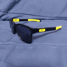 Catalizzatore Oakley modello