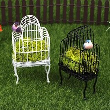 Casa delle bambole in scala