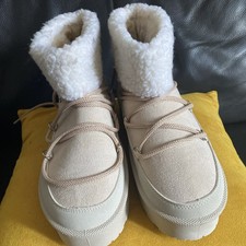 MOON BOOTS   BURTON OF LONDON