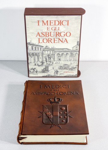 Libro collezione medici - ⚜️,
