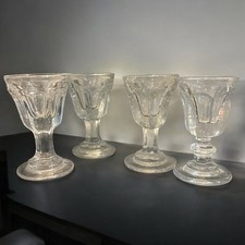 Antichi Bicchieri a Calice da