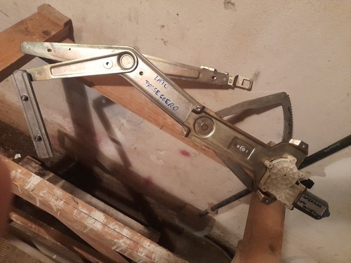Alzacristalli porta anteriore