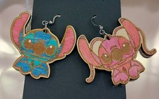 Orecchini acciaio, stich, angel stich ,anallergico, bijoux, cartoon, legno