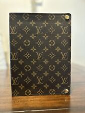 LOUIS VUITTON Cover