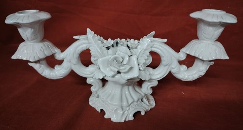 Incantevole antico candelabro