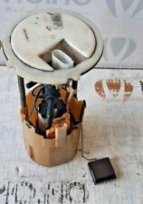 pompa carburante serbatoio