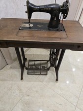 Singer macchina da cucire  a pedale antica con mobile anni 50/60